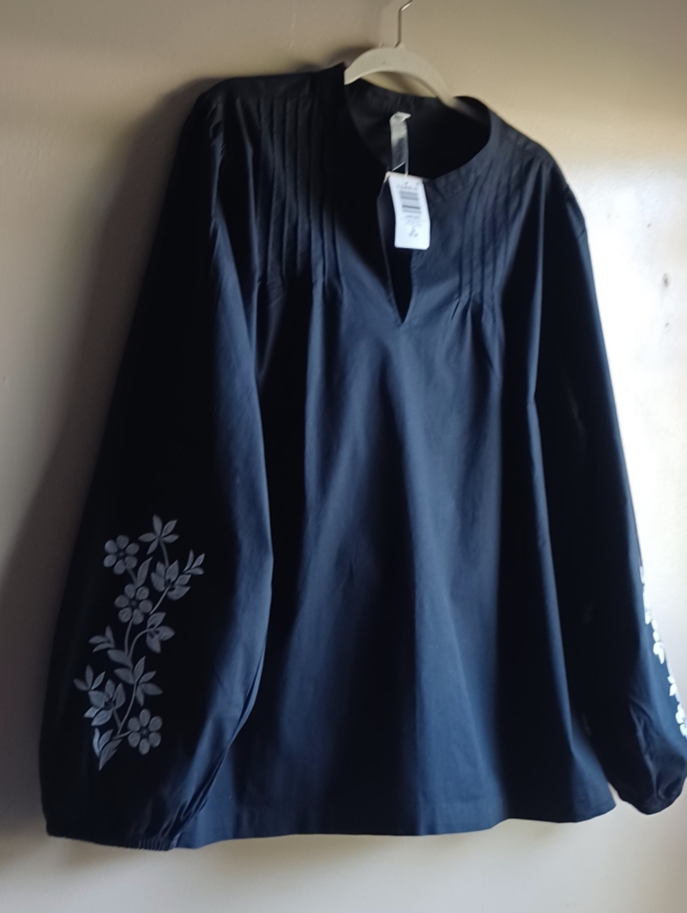 TORRID Belle Isle Bishop Sleeve Front Tie Top Black 2X